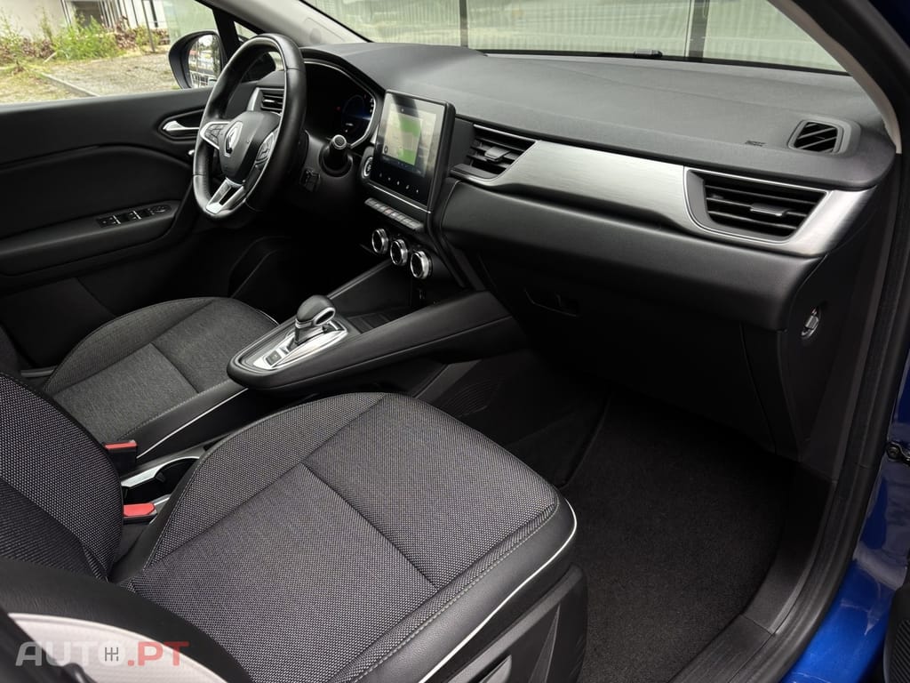 Renault Captur 1.6 E-Tech Plug-In Intens