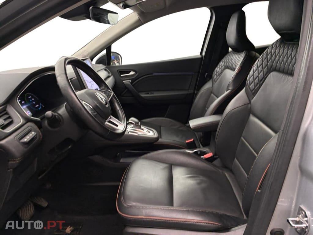 Renault Captur 1.6 E-Tech Initiale Paris