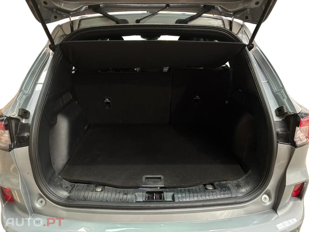 Ford Kuga 2.5 FHEV ST-Line I-AWD e-CVT