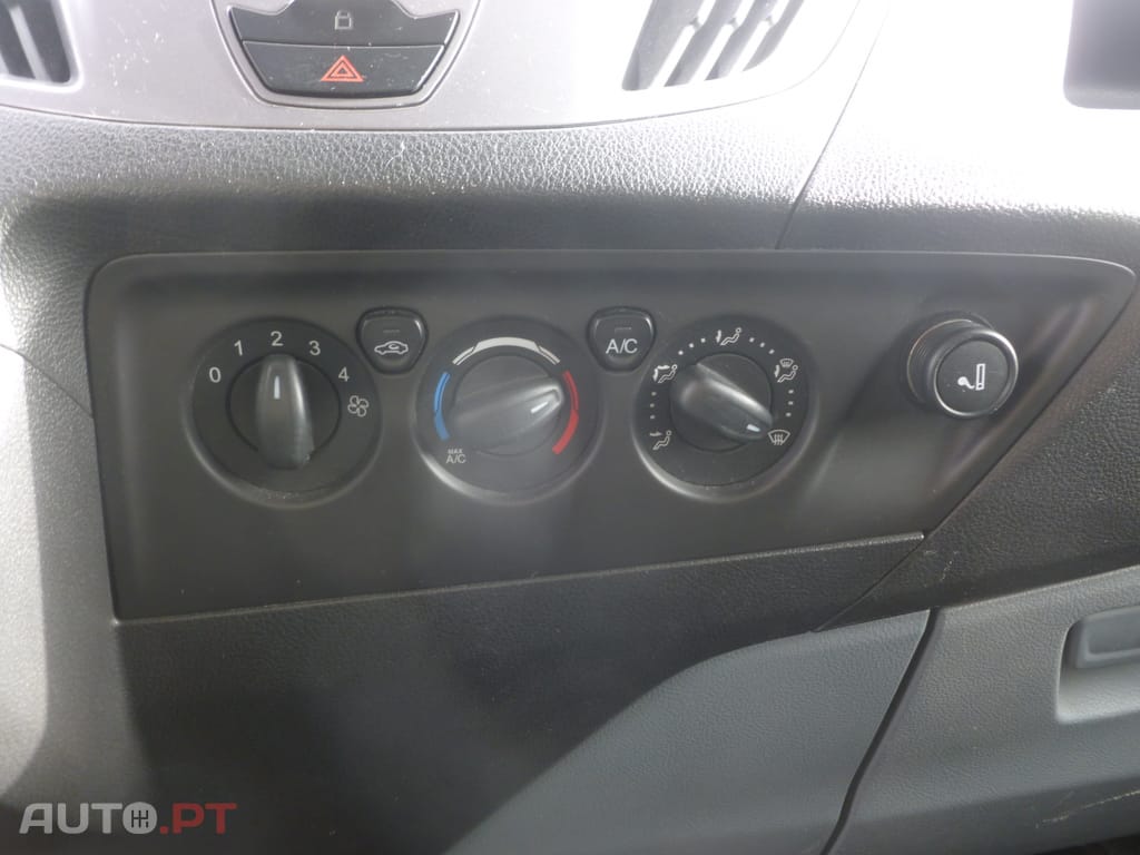 Ford Transit Custom 2.2 TDCI 125 TREND