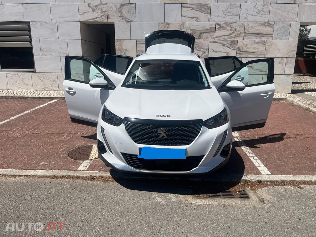 Peugeot 2008 1.2 PureTech Allure