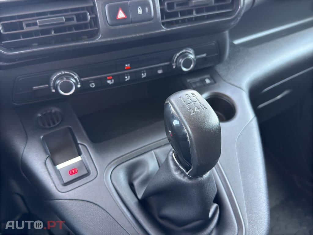Peugeot Partner 1.5 BlueHDi Asphalt Standard Plus