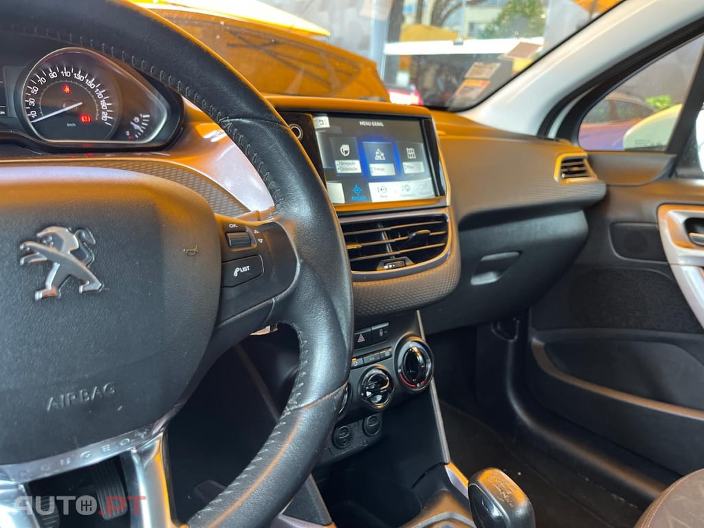 Peugeot 2008 1.6 HDI 