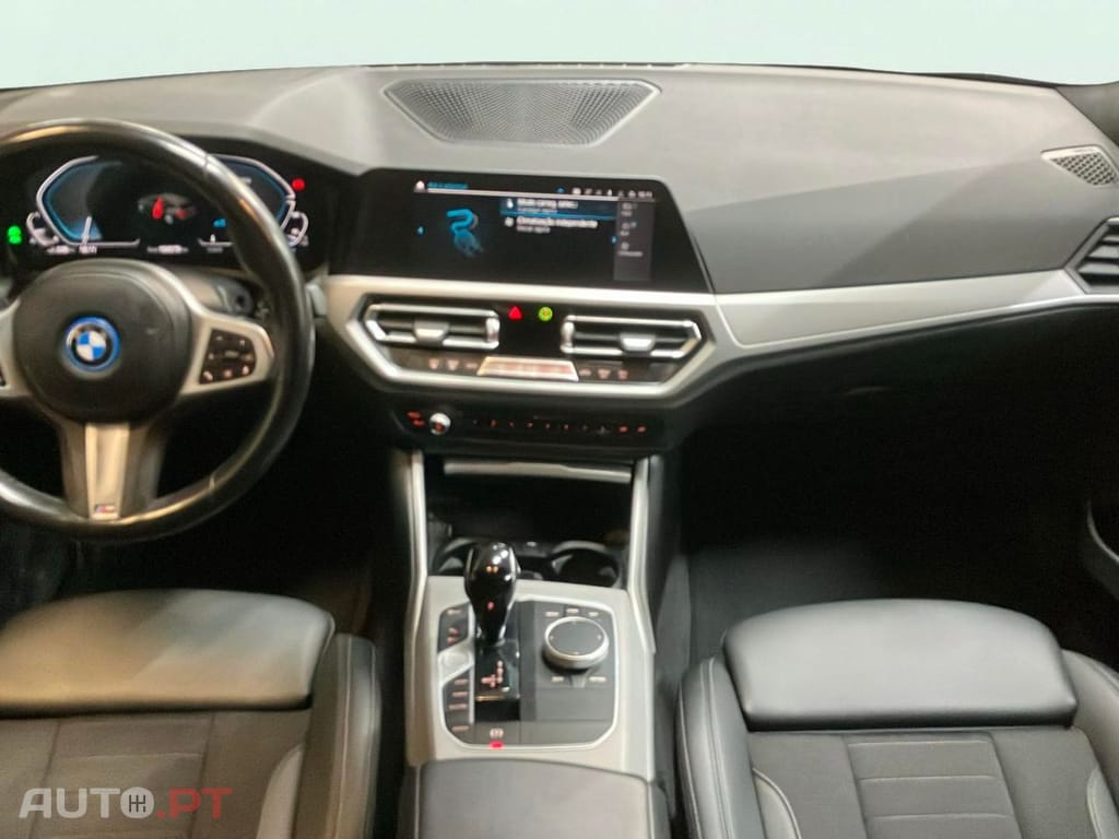 BMW 320 e Pack M Auto