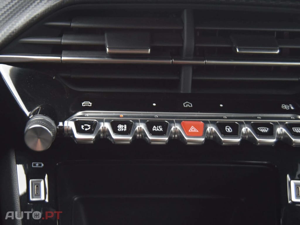 Peugeot E-2008 54 kWh Active EAT8