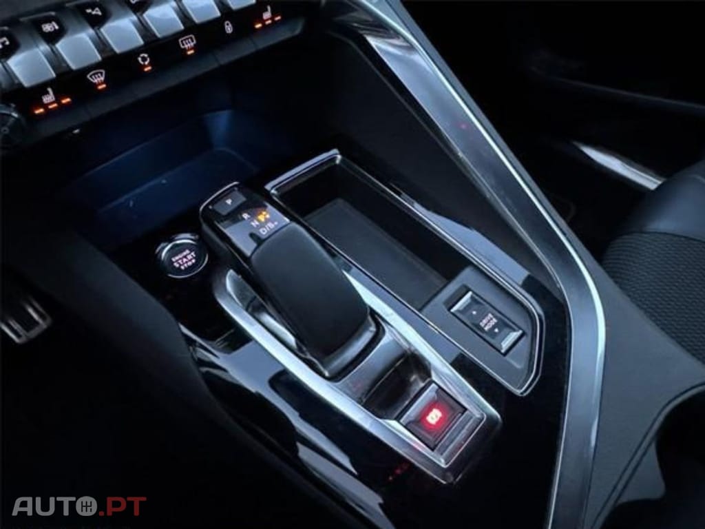 Peugeot 3008 1.6 Hybrid 225 Plug-In GT I.V.A DEDUTIVEL 