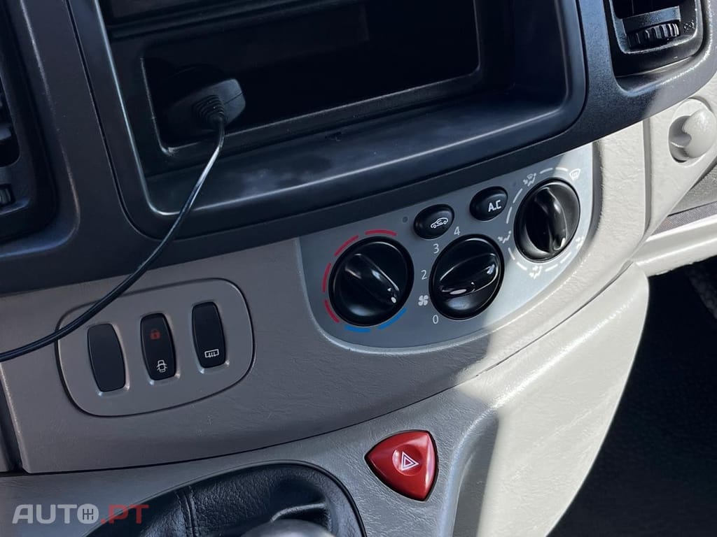 Opel Vivaro 2.0  115 CV   FRIGORIFIOCA