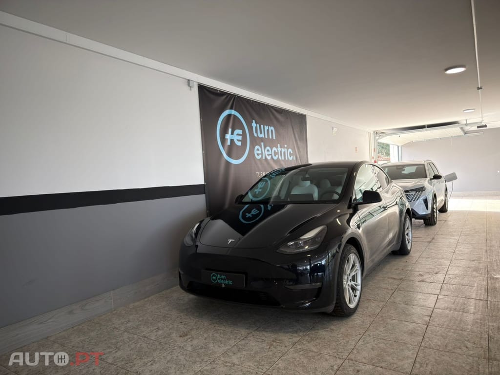 Tesla Model Y Long Range Tração Integral