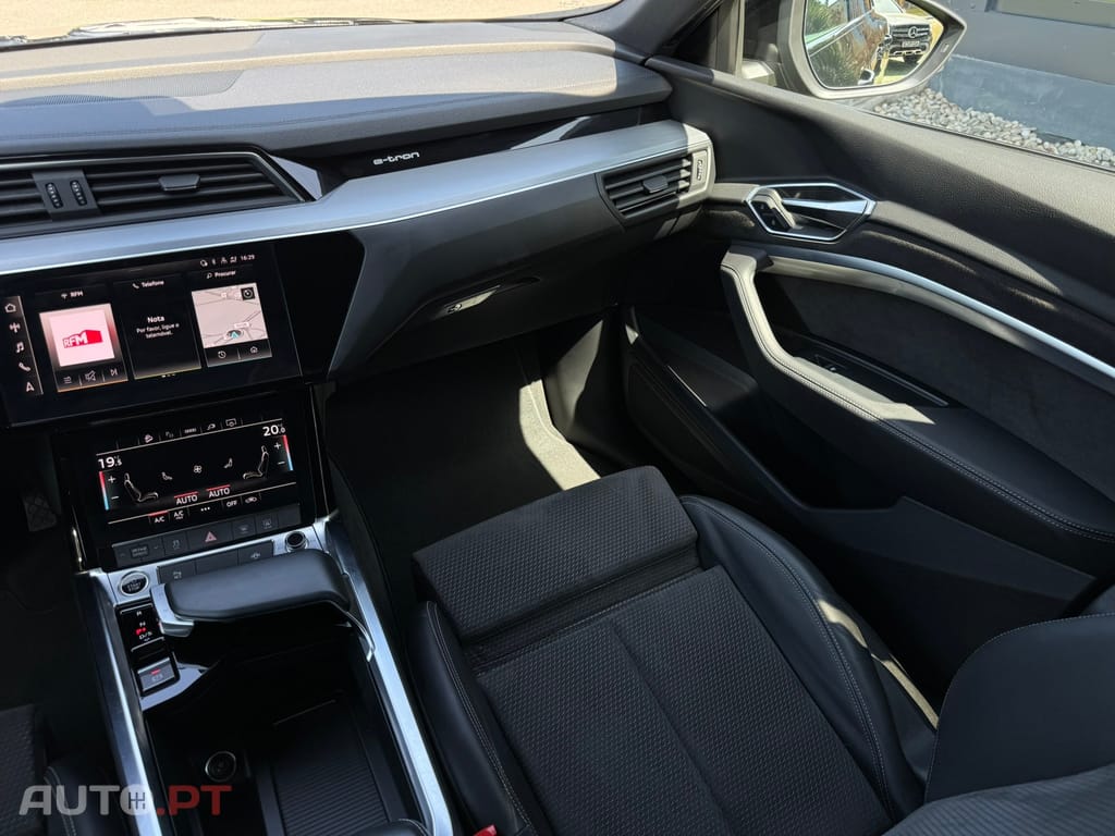 Audi E-Tron 55 quattro S line