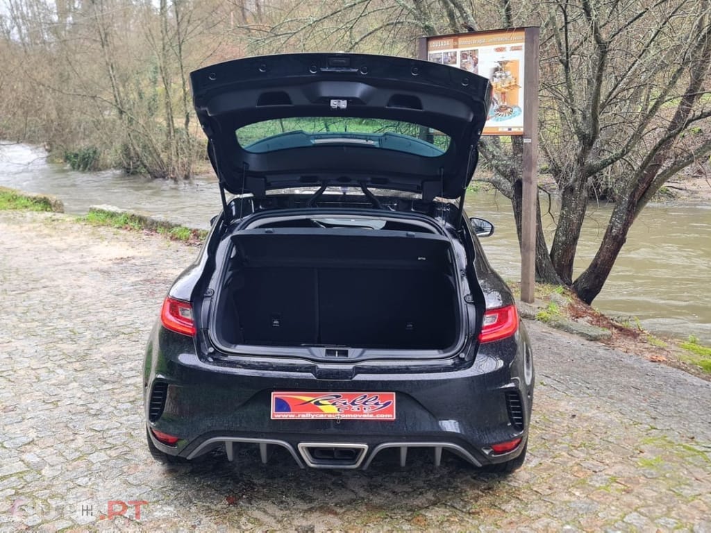 Renault Mégane 1.8 TCe R.S. Trophy EDC