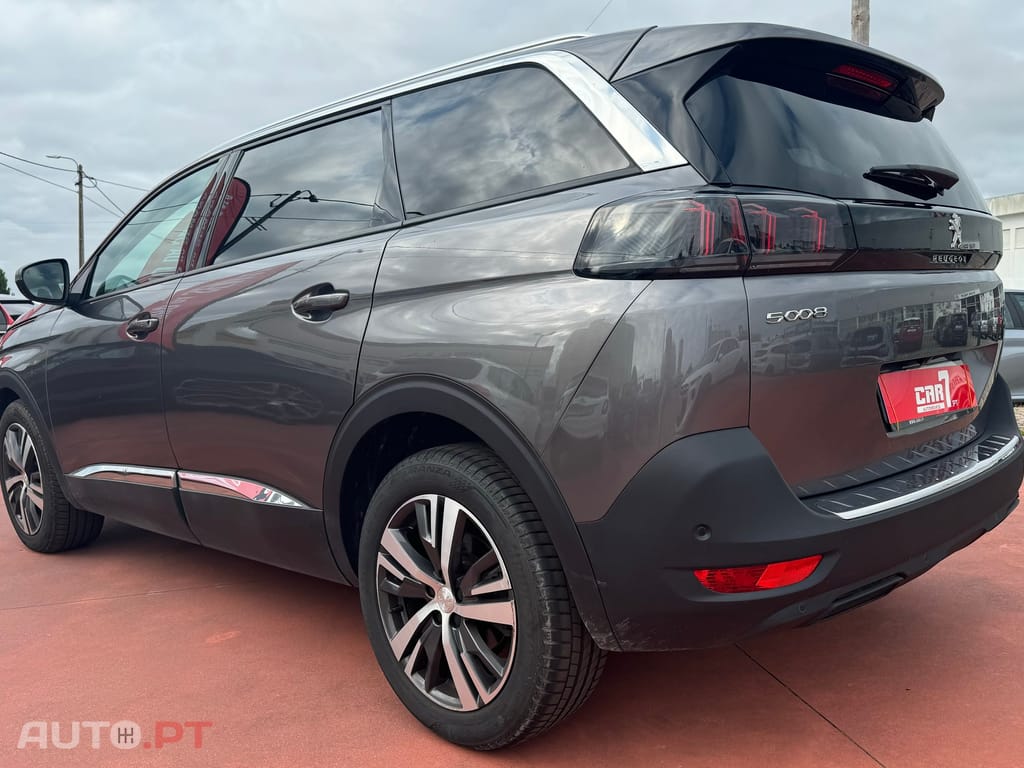Peugeot 5008 1.5 BlueHDi Allure Pack