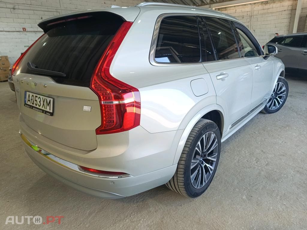 Volvo XC90 2.0 T8 PHEV Inscription Expression AWD