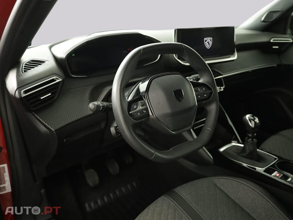 Peugeot 2008 1.2 Puretech Allure