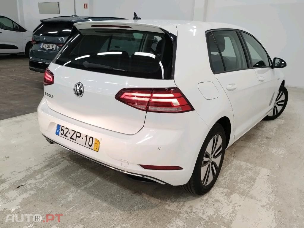 Volkswagen e-Golf AC/DC