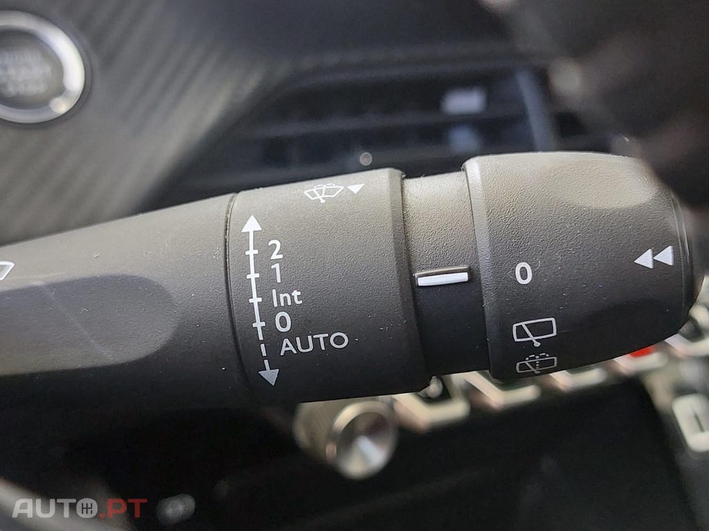 Peugeot E-208 50 kWh Active
