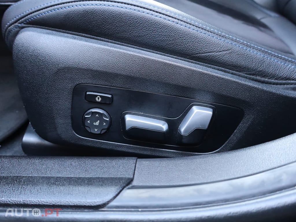 BMW 330 e Touring Pack M Auto.