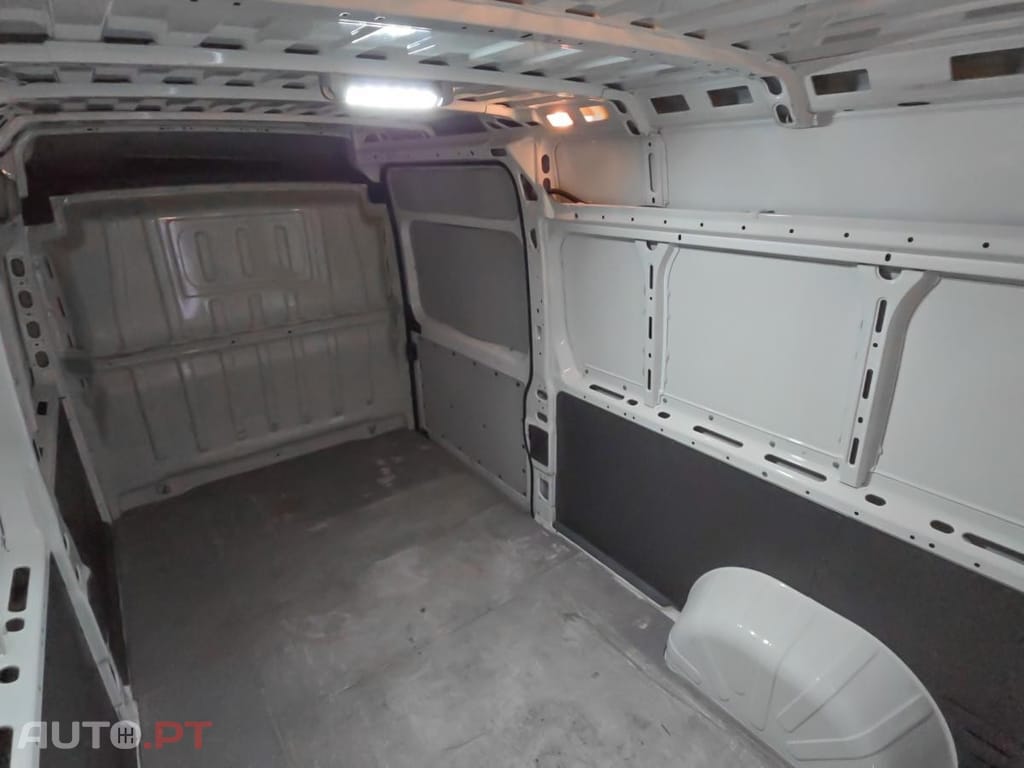 Citroen Jumper 35 L3H2 BlueHDi S&S Driver
