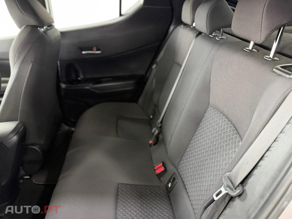 Toyota C-HR 1.8 Hybrid Exclusive