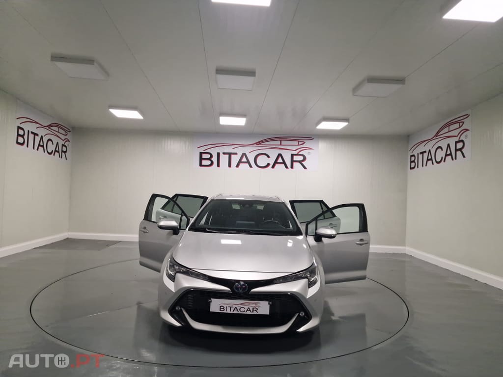 Toyota Corolla Touring Sports 1.8 Hybrid Comfort+P.Sport