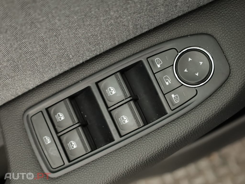 Renault Clio Clio 1.0 TCe Techno Bi-Fuel