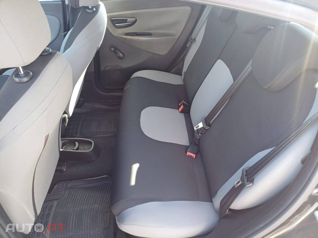 Lancia Ypsilon 1.2 S&S Fashion