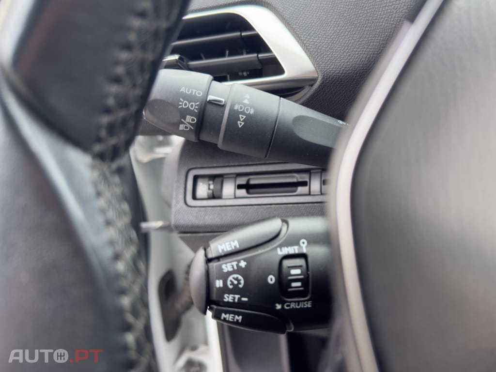 Peugeot 5008 1.6 BlueHDi Allure