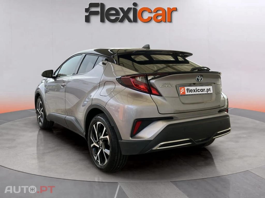 Toyota C-HR 2.0 Hybrid Square Collection