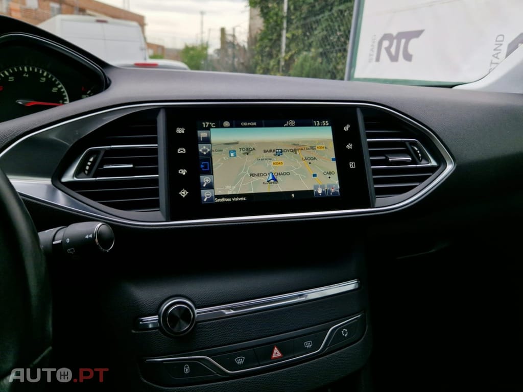 Peugeot 308 1.2 PureTech Allure J18