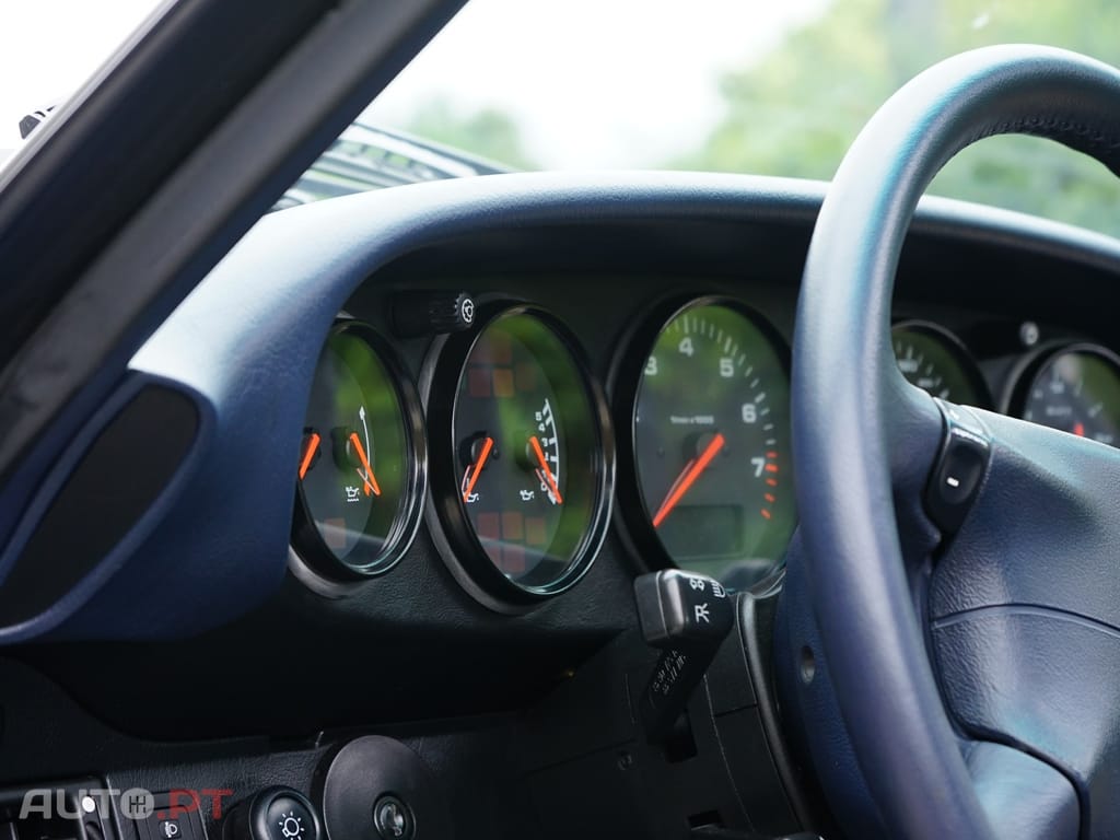 Porsche 911 993 Carrera 2