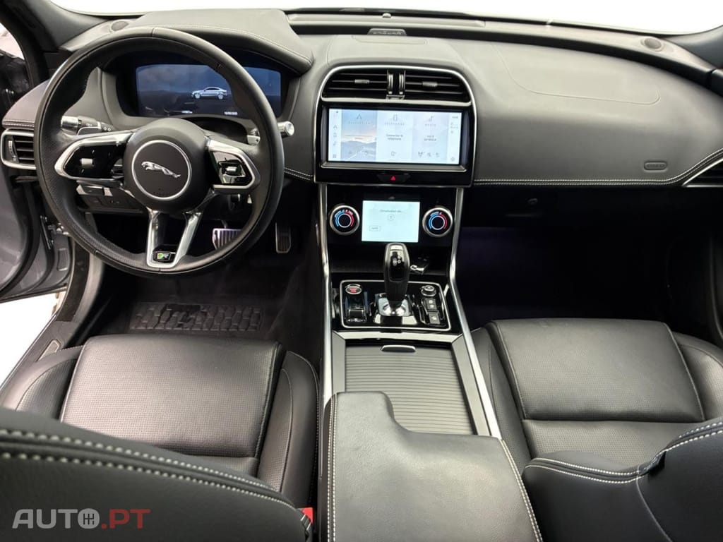 Jaguar XE D200 Aut. R-Dynamic Black