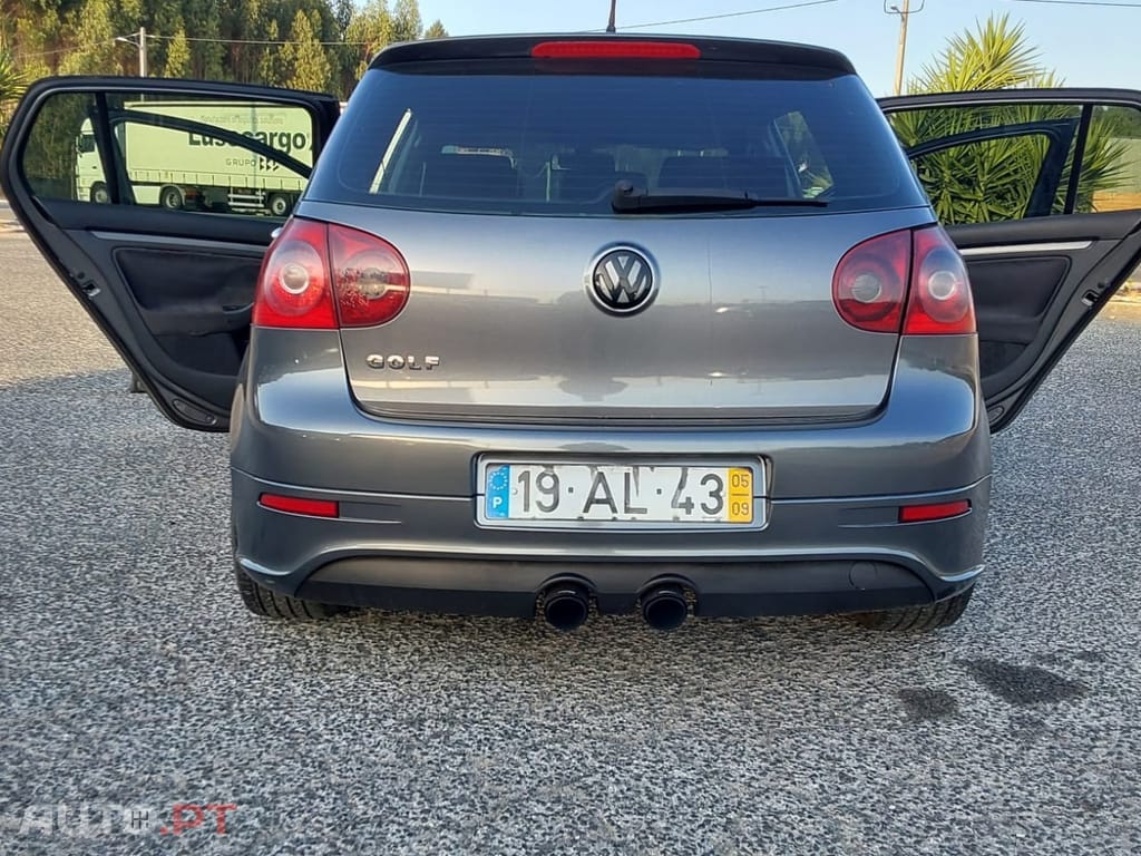 Volkswagen Golf Look GTI
