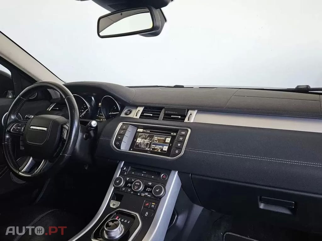 Land Rover Evoque 2.0 TD4 SE Dynamic Special Edition