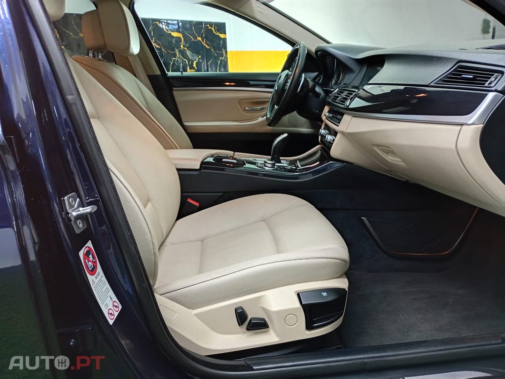 BMW 520 d xDrive Line Luxury Auto