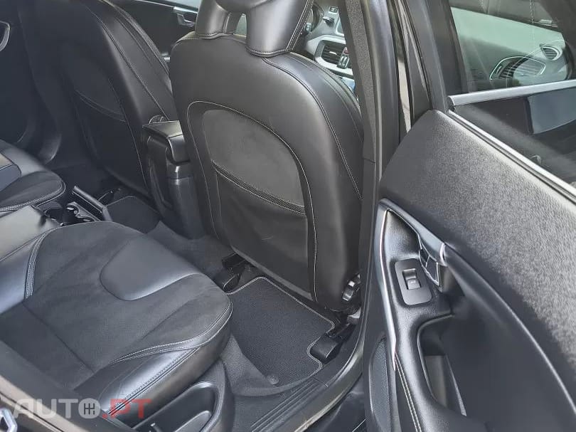 Volvo V40 1.6 D2 R-Design