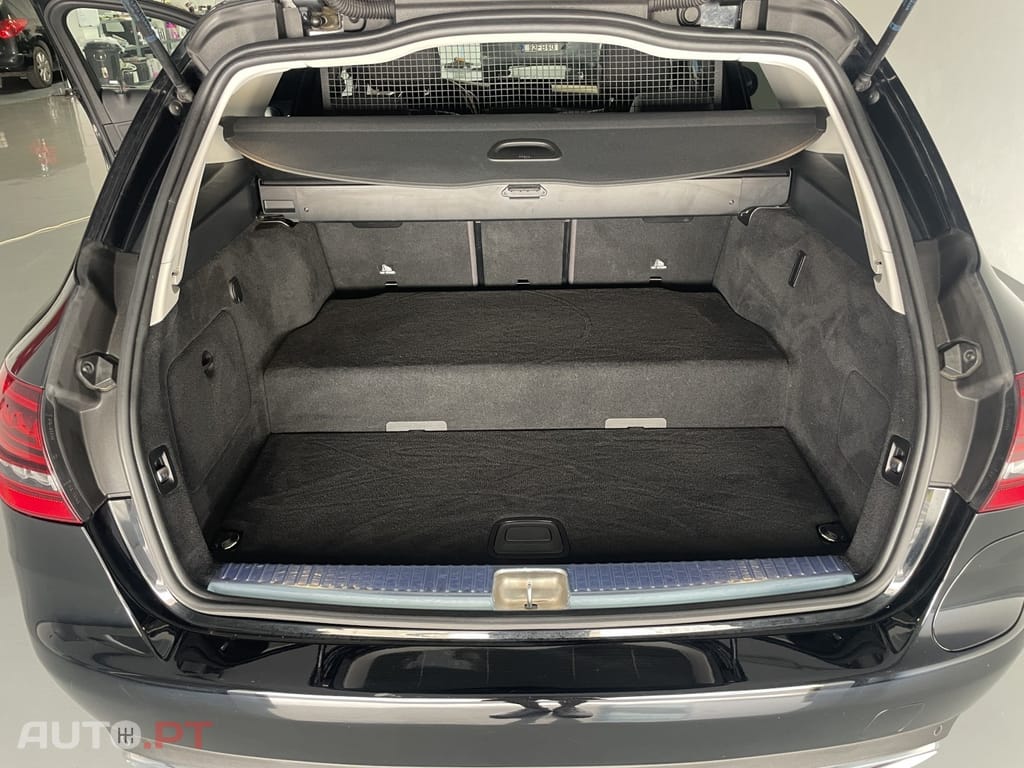 Mercedes-Benz C 300 de Avantgarde