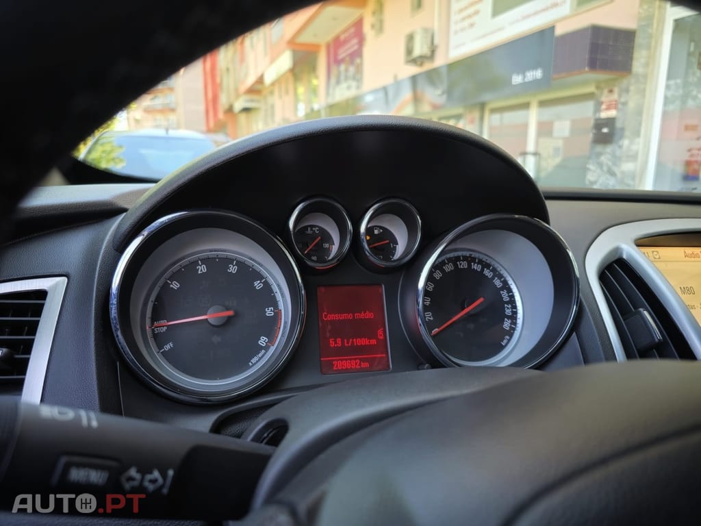 Opel Astra GTC 1.7 CDTi S/S J19