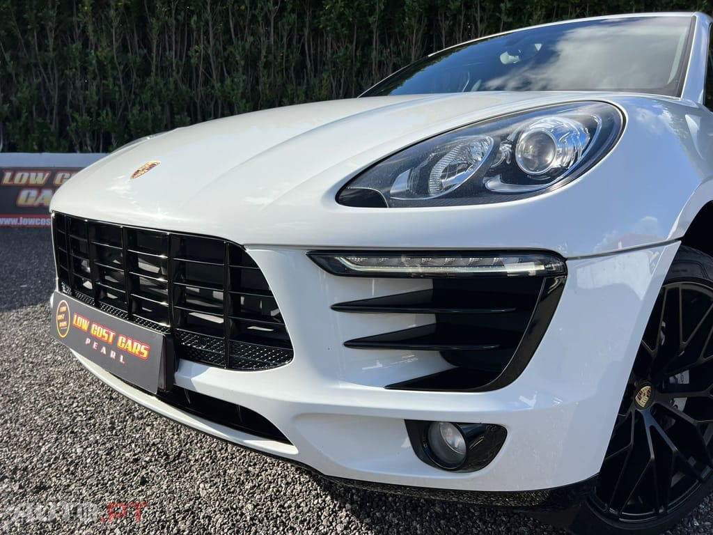 Porsche Macan S