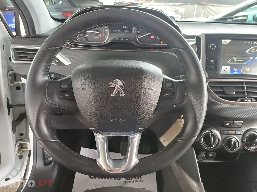 Peugeot 2008 1.2 PureTech Allure