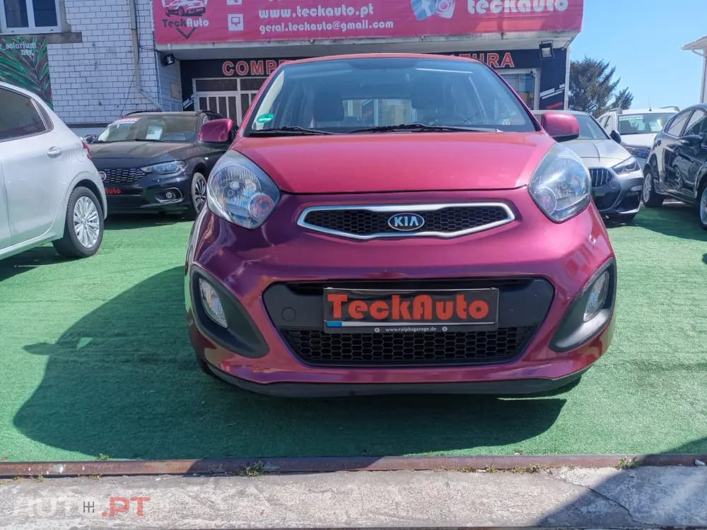 Kia Picanto 1.0L EX
