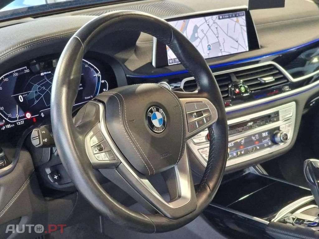 BMW 745 xDrive longo
