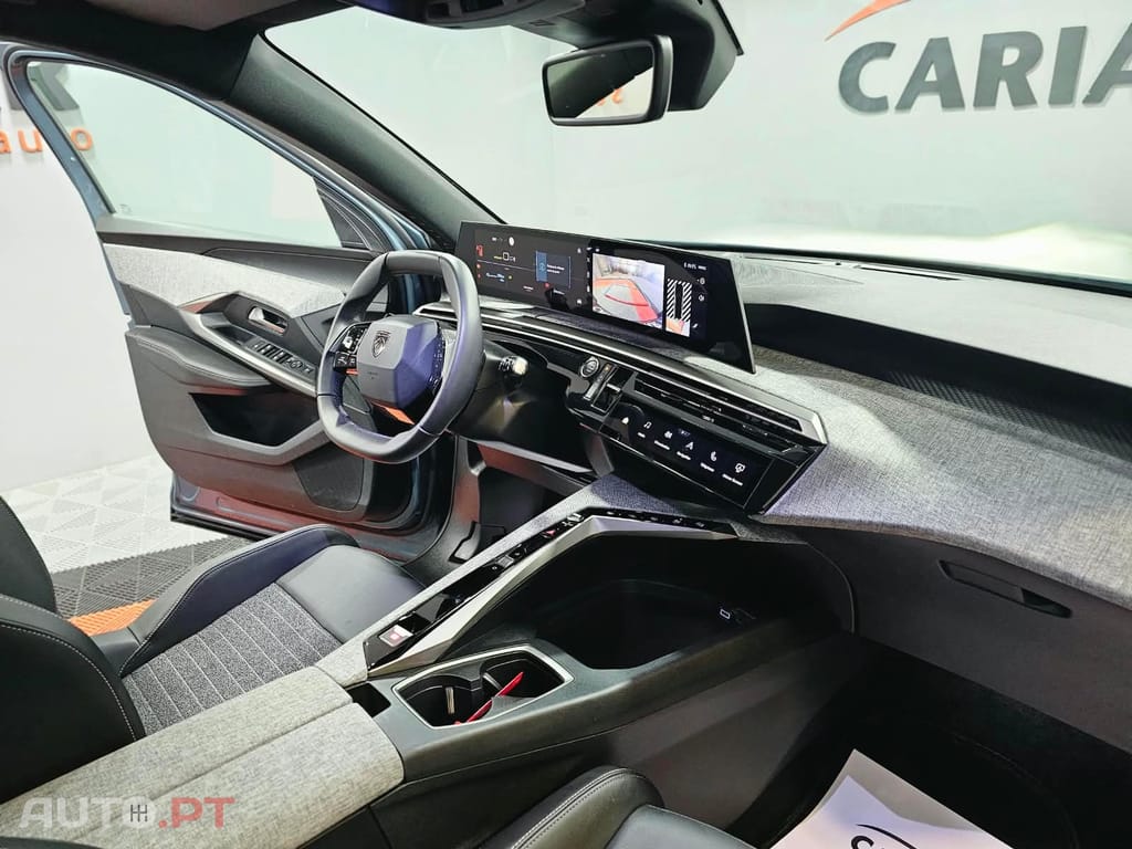 Peugeot E-5008 73 kWh Allure