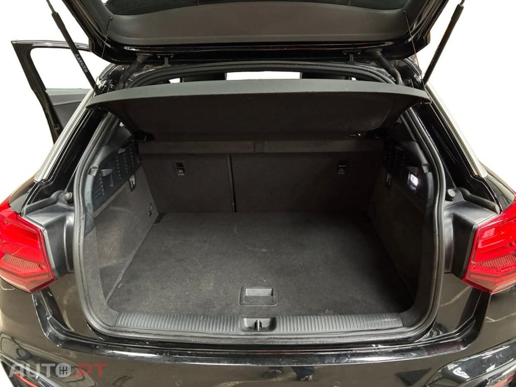 Audi Q2 30 TDI S line S tronic