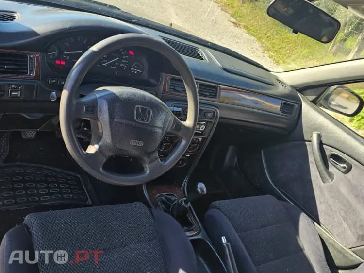 Honda Civic 1.4i Profile