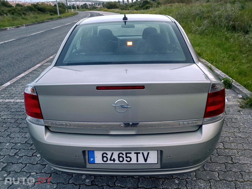 Opel Vectra 2.2 DTI