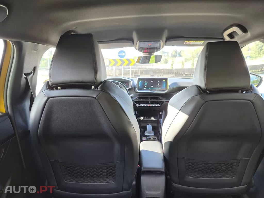 Peugeot E-208 50 kWh GT