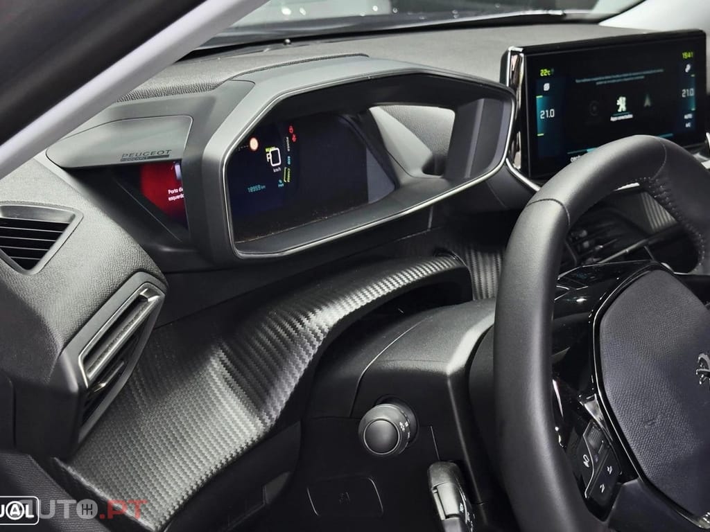 Peugeot E-2008 50 kWh Allure Pack