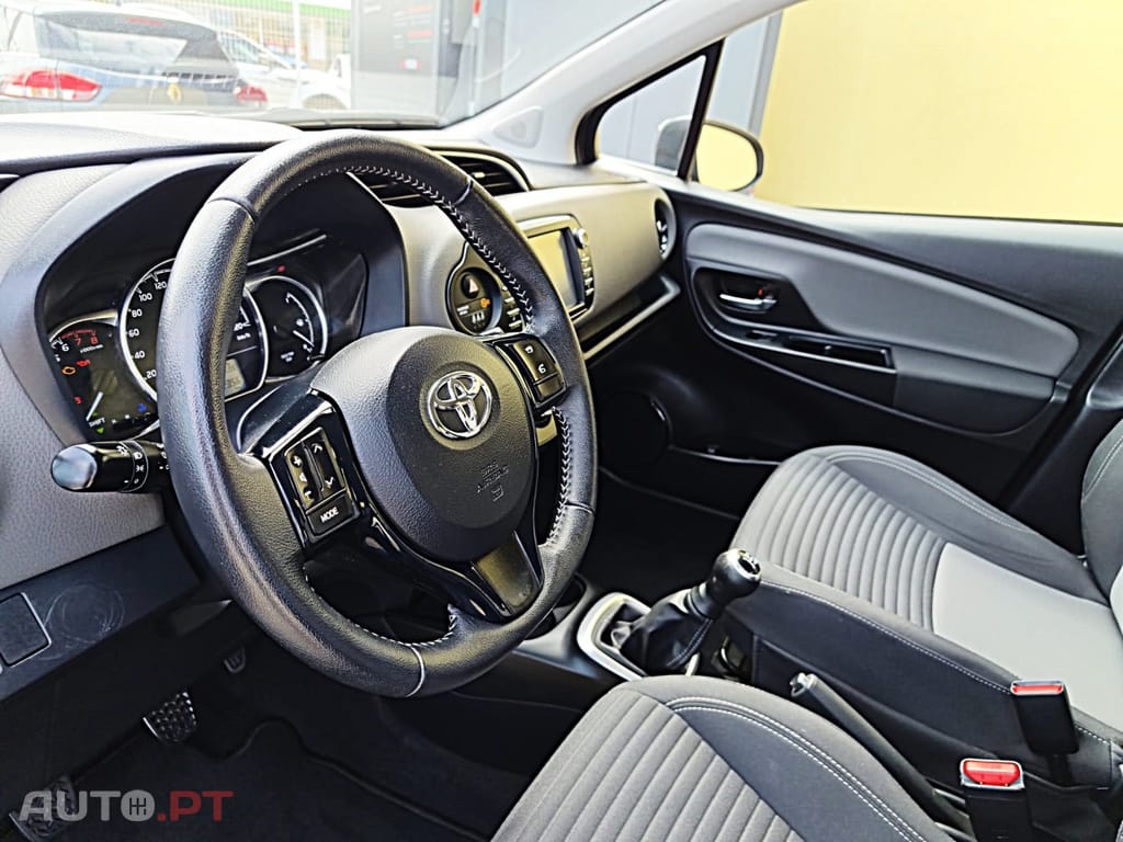 Toyota Yaris 1.0 VVT-i Comfort Plus