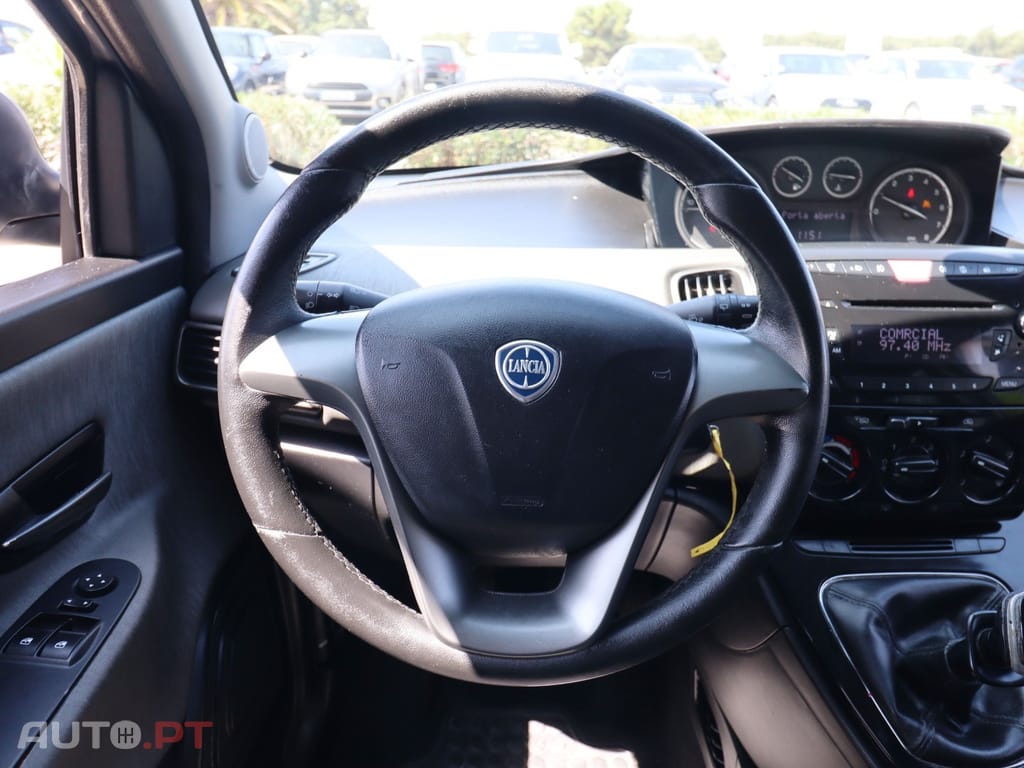 Lancia Ypsilon 1.2 S&S Fashion