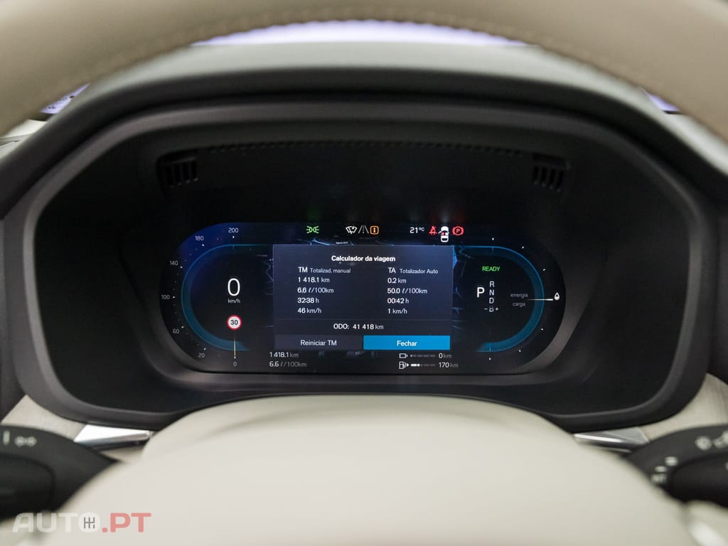 Volvo XC60 2.0 T6 PHEV Core AWD