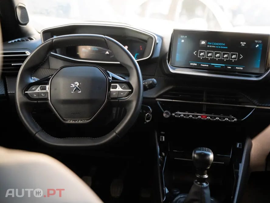 Peugeot 2008 1.2 PureTech Allure